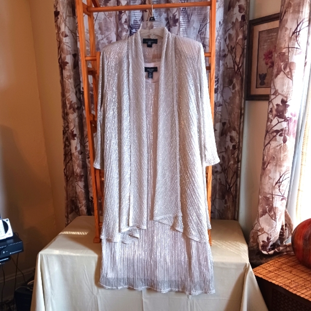 Woman's Two Piece Crinkle Knit Jacket and Dress Set by R & M Richards